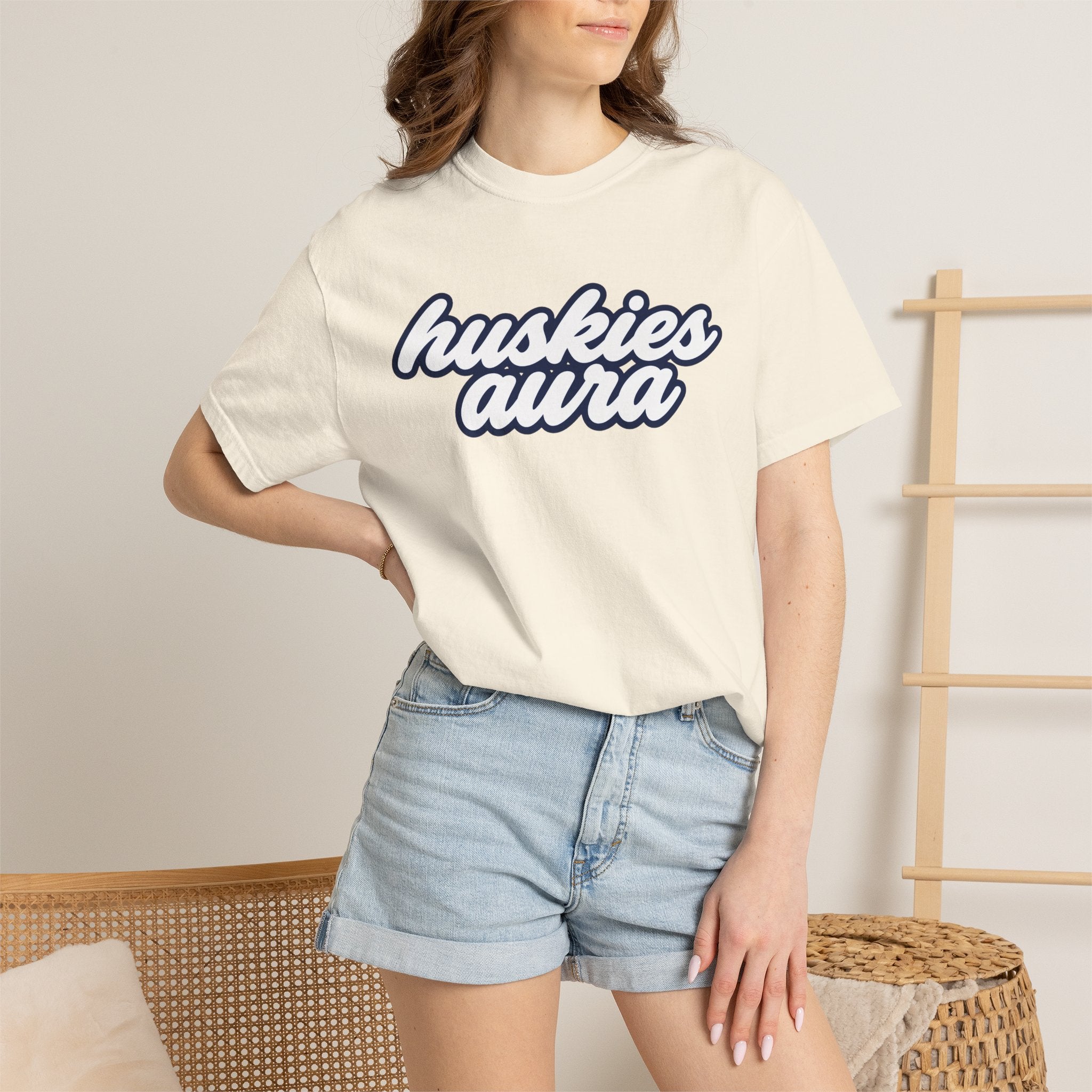 Huskies Aura | Unisex Tee